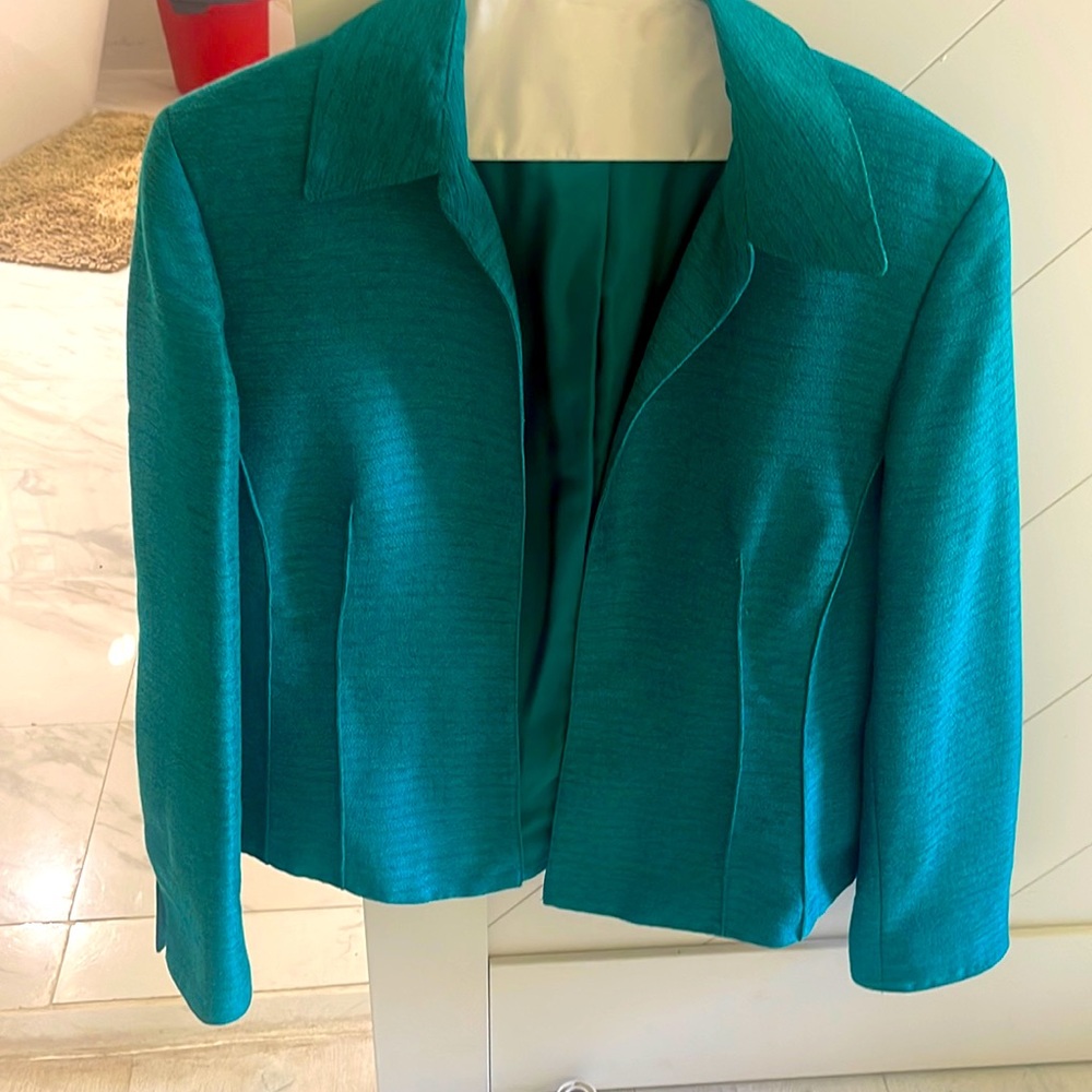 Kasper size 12 Green Blazer